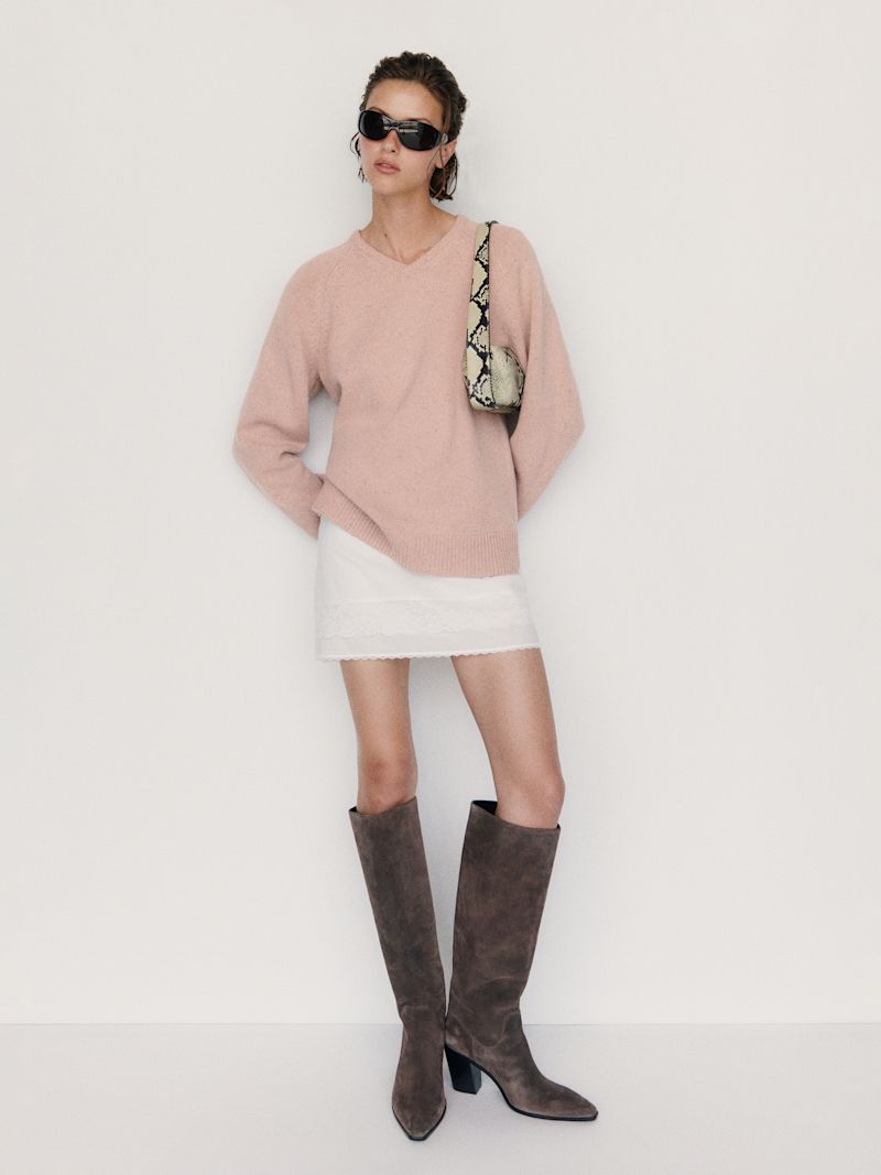 Neapolitan Donegal Sydney Regenerative Wool V-Neck Sweater - Image 3