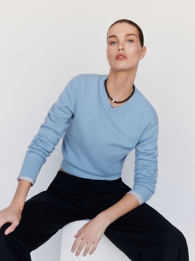 Skyline Landon Cashmere V-Neck - Image 6